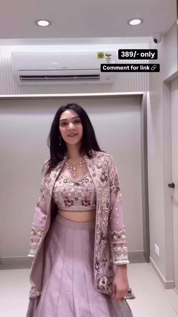 Elegant Embroidered Lehenga Set – Designer Look at an Affordable Price