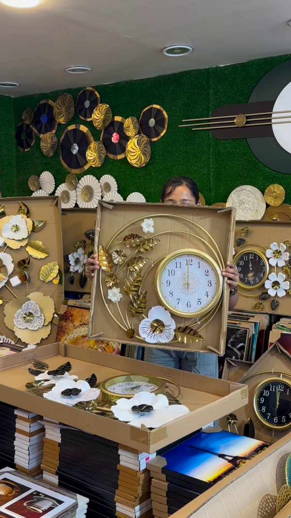 Luxury Large-Scale Floral Wall Clock with Gold and Silver Leaf Accents – Designer Home Decor Statement Piece