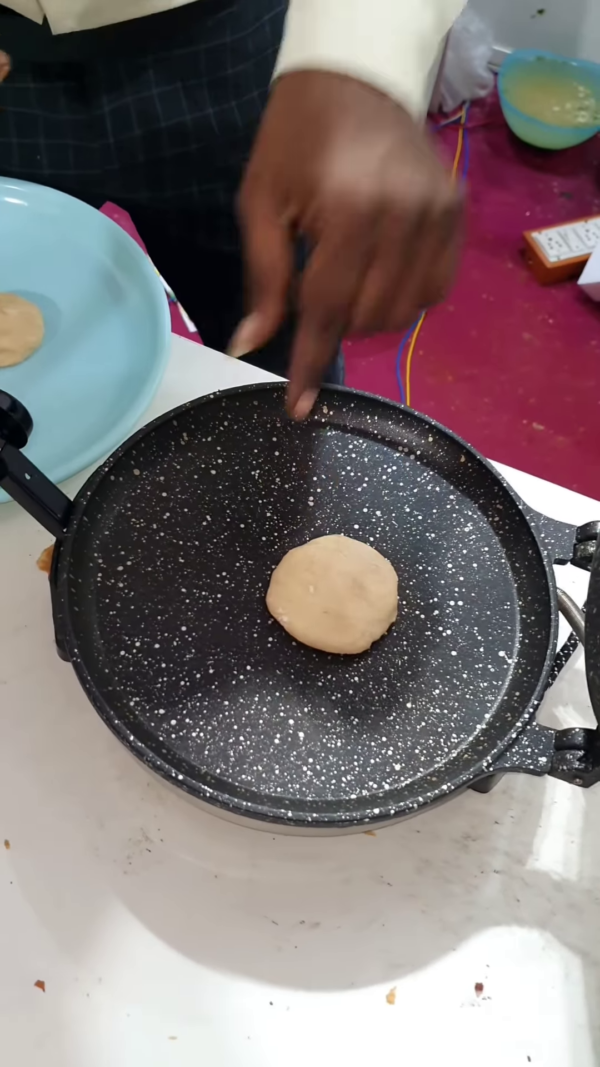 Non-Stick Roti and Tortilla Maker Press
