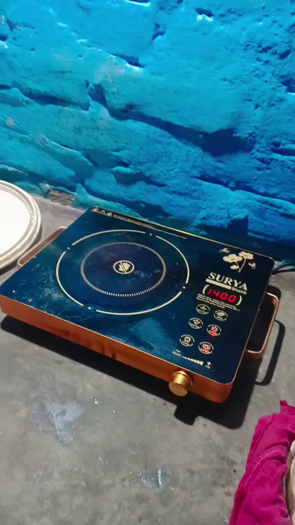 Portable Electric Induction Cooktop with Timer