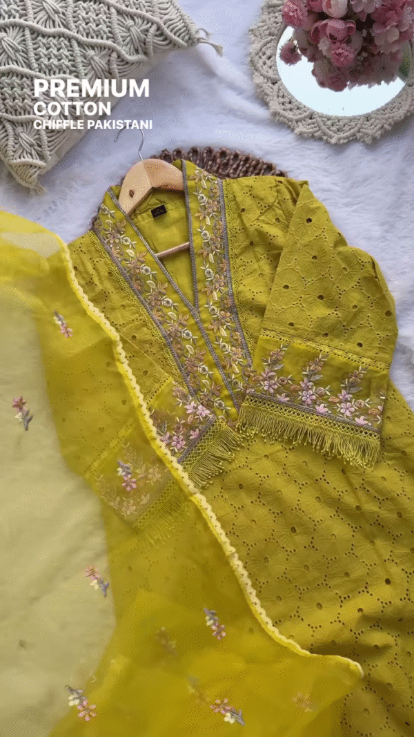 Premium Cotton Chiffon Pakistani Suit in Pink – Embroidered Ethnicwear Set for Women