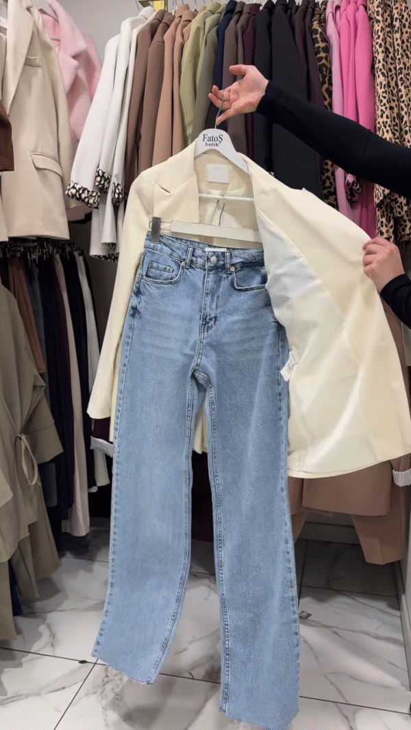 Trendy Denim & Blazer Co-Ord Set – A Chic Fusion of Style